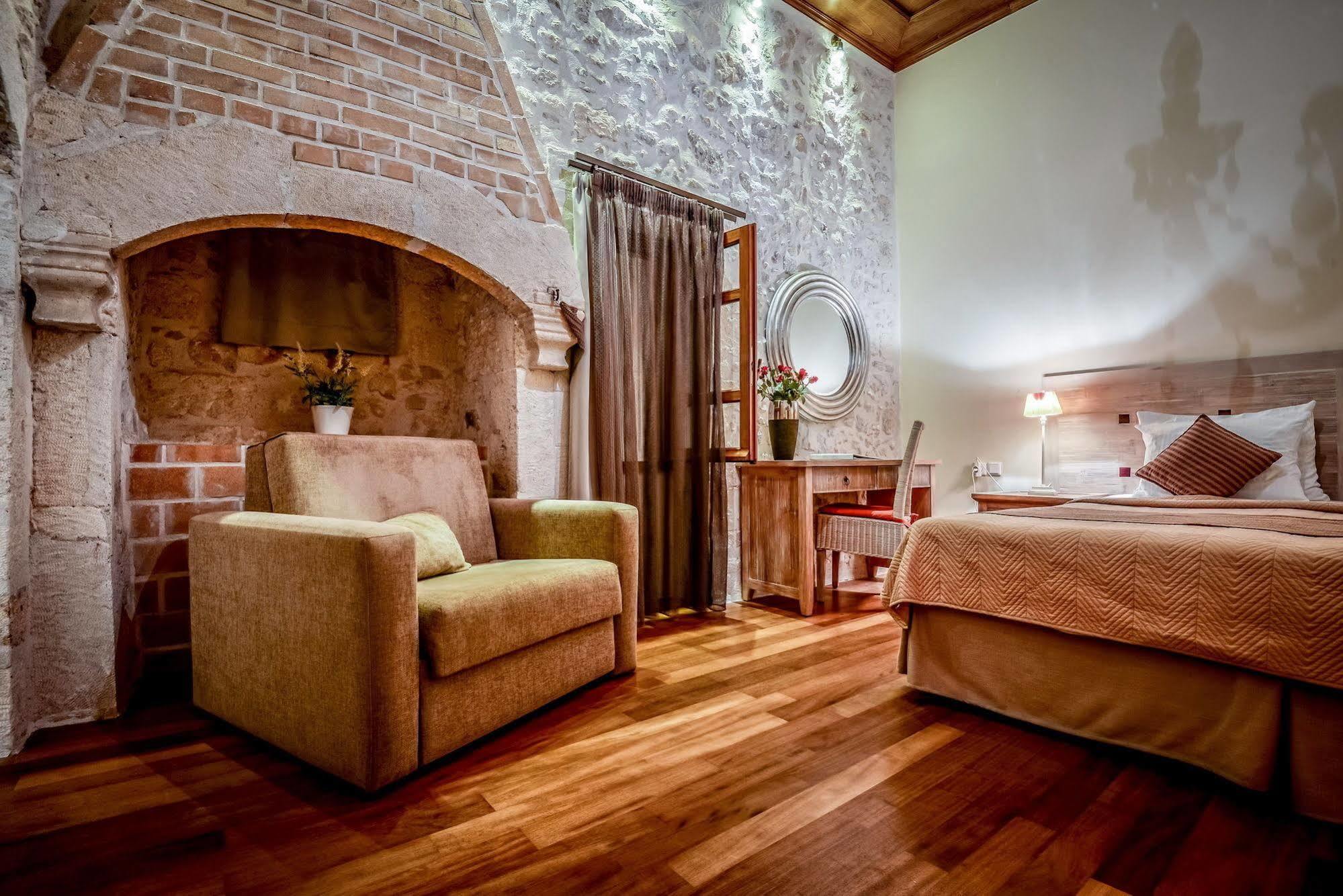 Leo Hotel ريثيمنو المظهر الخارجي الصورة